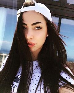 Лиза — эротические фото