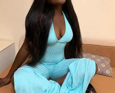 Реальные фото Изабель